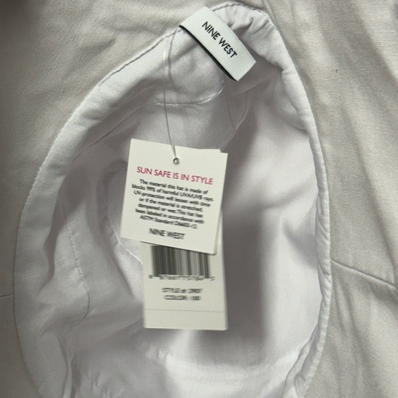 New to Posh C 🔆| Nine West Bucket Belted Summer White Beach Hat - Picture 5 of 5